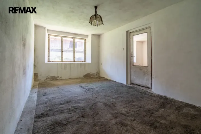 Prodej rodinného domu, Zlátenka, 425 m2