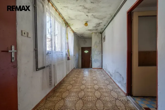 Prodej rodinného domu, Zlátenka, 425 m2