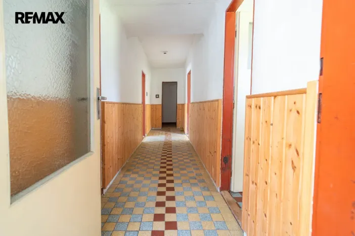 Prodej rodinného domu, Zlátenka, 425 m2