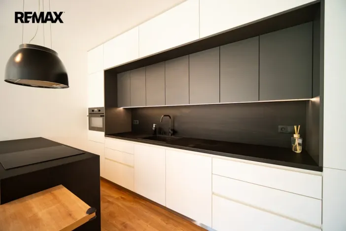 Pronájem bytu 2+kk, Milovice - Mladá, Višňová, 62 m2