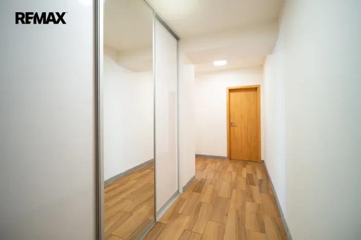 Pronájem bytu 2+kk, Milovice - Mladá, Višňová, 62 m2