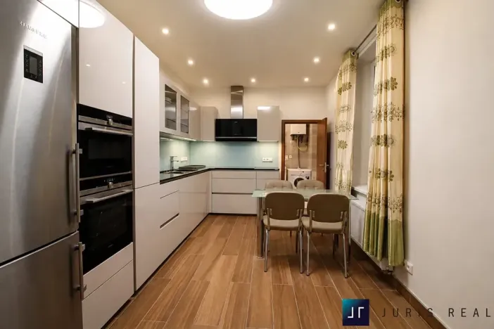 Prodej bytu 2+1, Praha - Holešovice, Veletržní, 87 m2