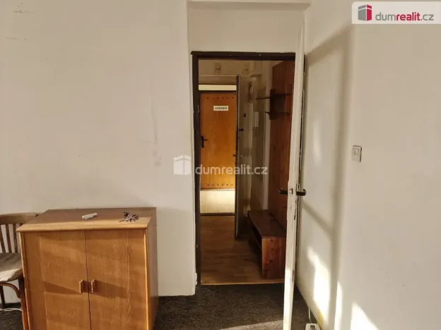 Pronájem bytu 1+kk, Praha - Holešovice, Malá Plynární, 26 m2