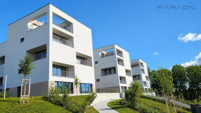 Pronájem bytu 2+kk, Praha - Vysočany, Pod Krocínkou, 60 m2