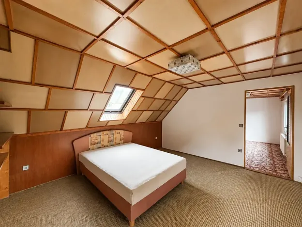 Prodej obchodního prostoru, Svárov, 280 m2