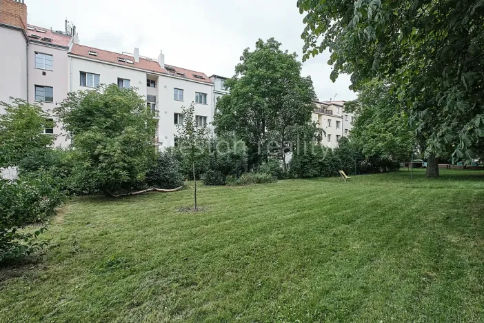 Pronájem bytu 2+kk, Praha - Dejvice, Zikova, 61 m2