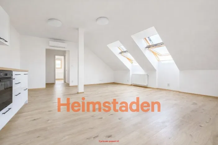 Pronájem bytu 2+kk, Ostrava - Poruba, Porubská, 60 m2