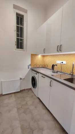 Pronájem bytu 1+1, Praha, Hálkova, 32 m2