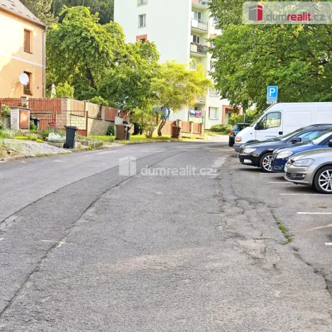 Prodej bytu 2+1, Děčín - Děčín IX-Bynov, Na Pěšině, 65 m2