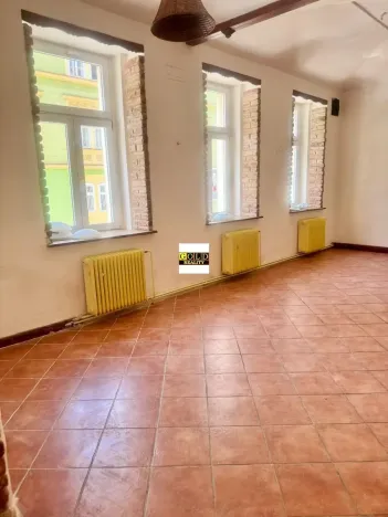 Pronájem obchodního prostoru, Praha - Žižkov, Bořivojova, 240 m2