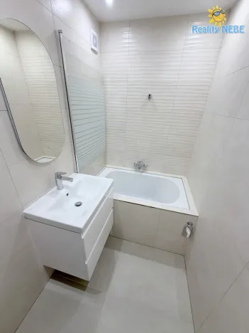 Pronájem bytu 2+kk, Praha - Chodov, Jarníkova, 48 m2