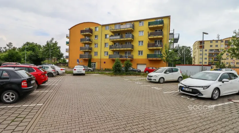 Pronájem bytu 2+kk, Klecany, V Honech, 52 m2