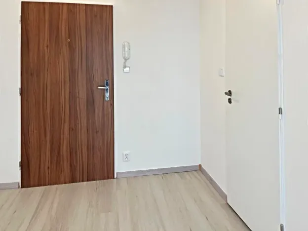 Pronájem bytu 1+kk, Brno, Bořetická, 32 m2