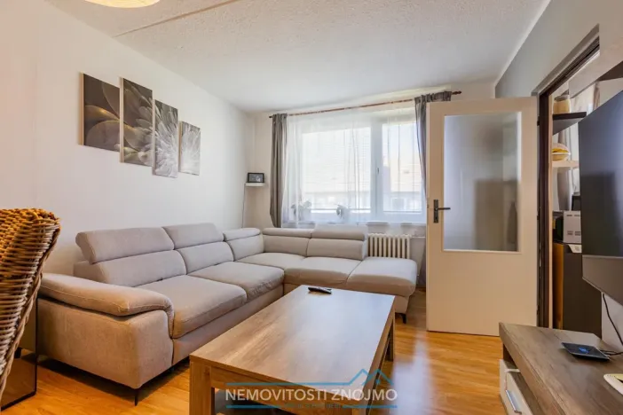 Prodej bytu 3+1, Hodonice, Sídliště, 71 m2