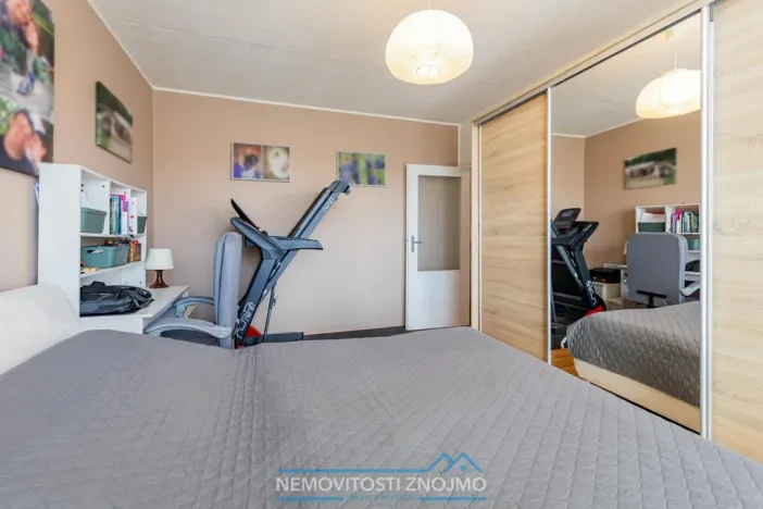 Prodej bytu 3+1, Hodonice, Sídliště, 71 m2