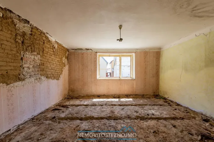 Prodej rodinného domu, Kuchařovice, Prostřední, 73 m2
