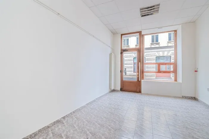 Pronájem kanceláře, Prostějov, nám. Edmunda Husserla, 19 m2