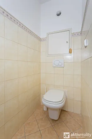 Pronájem bytu 3+1, Neratovice, nám. Republiky, 72 m2