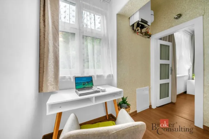 Prodej bytu 1+kk, Praha - Bubeneč, N. A. Někrasova, 49 m2
