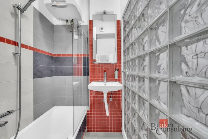 Prodej bytu 1+kk, Praha - Bubeneč, N. A. Někrasova, 49 m2