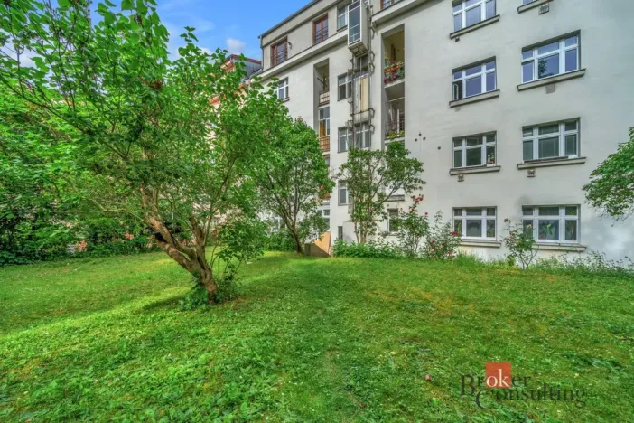 Prodej bytu 1+kk, Praha - Bubeneč, N. A. Někrasova, 49 m2