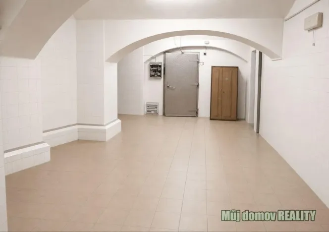 Pronájem výrobních prostor, Praha - Uhříněves, 220 m2