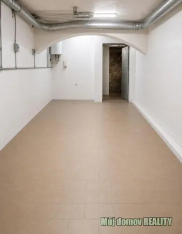Pronájem výrobních prostor, Praha - Uhříněves, 220 m2