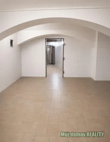 Pronájem výrobních prostor, Praha - Uhříněves, 220 m2