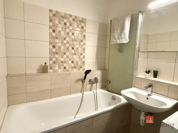 Prodej bytu 2+kk, Králův Dvůr, Popelky Biliánové, 51 m2