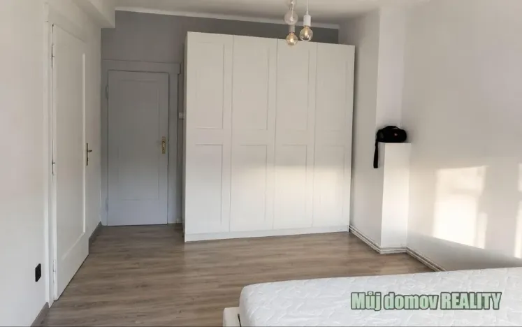 Pronájem bytu 2+kk, Praha - Žižkov, 52 m2