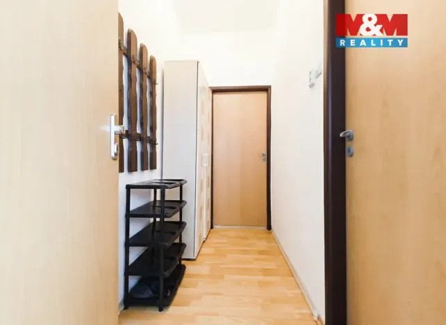Pronájem bytu 2+kk, Praha - Břevnov, Svojsíkova, 41 m2