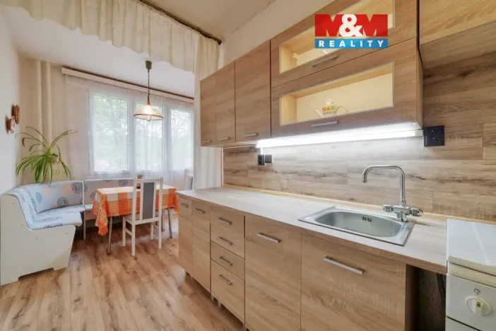 Pronájem bytu 2+1, Mariánské Lázně - Úšovice, Hroznatova, 60 m2