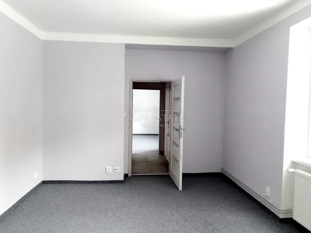 Pronájem bytu 2+1, Karlovy Vary, Moskevská, 85 m2