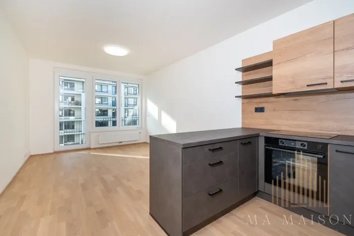 Pronájem bytu 2+kk, Praha - Vysočany, Smržových, 58 m2