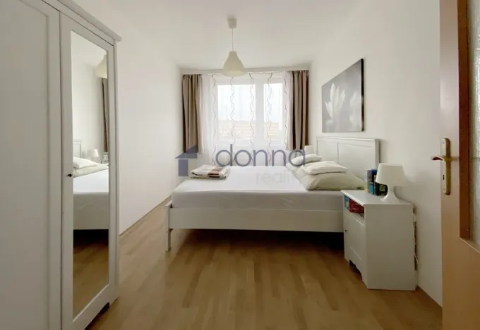 Pronájem bytu 2+kk, Praha, Ovčí hájek, 45 m2