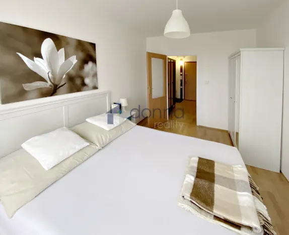Pronájem bytu 2+kk, Praha, Ovčí hájek, 45 m2