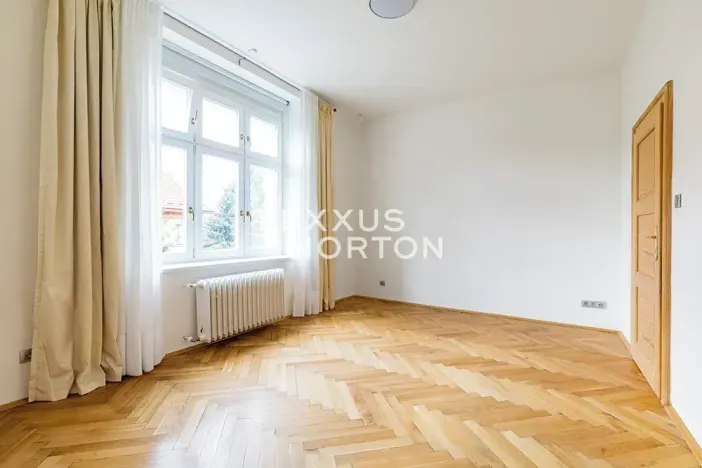 Pronájem bytu 4+1, Praha - Vinohrady, Hradešínská, 120 m2