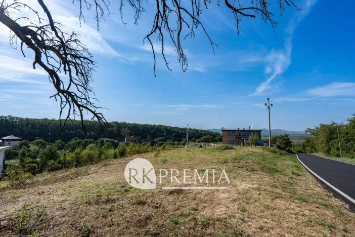 Prodej pozemku pro bydlení, Zabrušany - Straky, 1535 m2