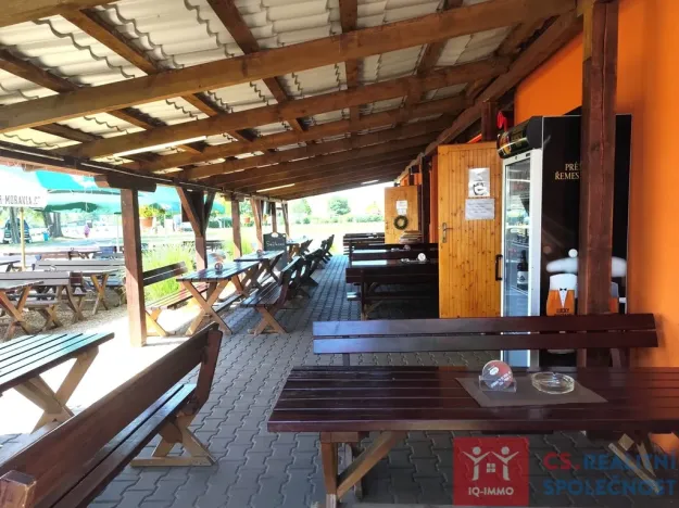 Prodej restaurace, Pasohlávky, 166 m2