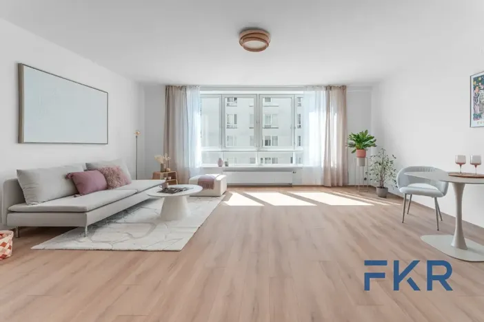 Prodej bytu 1+kk, Praha - Strašnice, Vinohradská, 40 m2