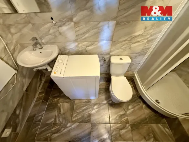 Pronájem komerční nemovitosti, Kladno - Kročehlavy, Kozinova, 22 m2