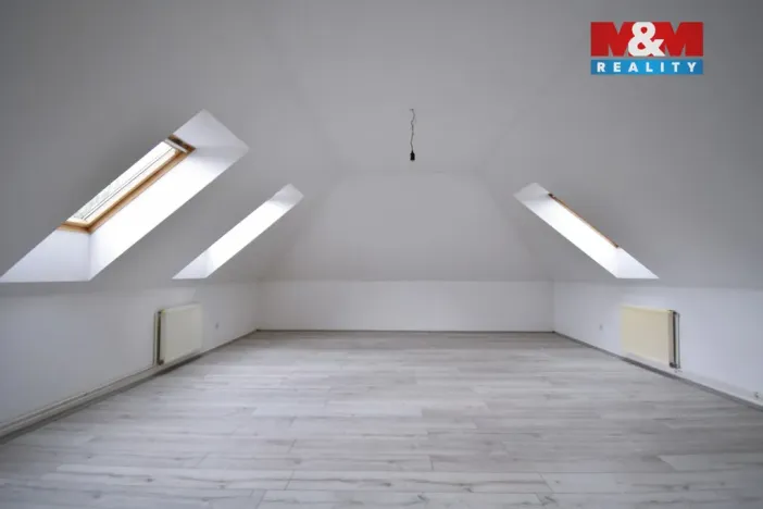 Prodej rodinného domu, Tachlovice, Sportovní, 312 m2
