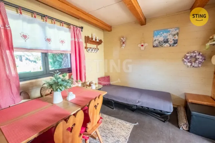 Prodej chaty, Kralupy nad Vltavou - Zeměchy, 35 m2