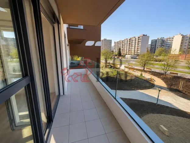 Pronájem bytu 2+kk, Praha - Černý Most, Arnošta Valenty, 41 m2