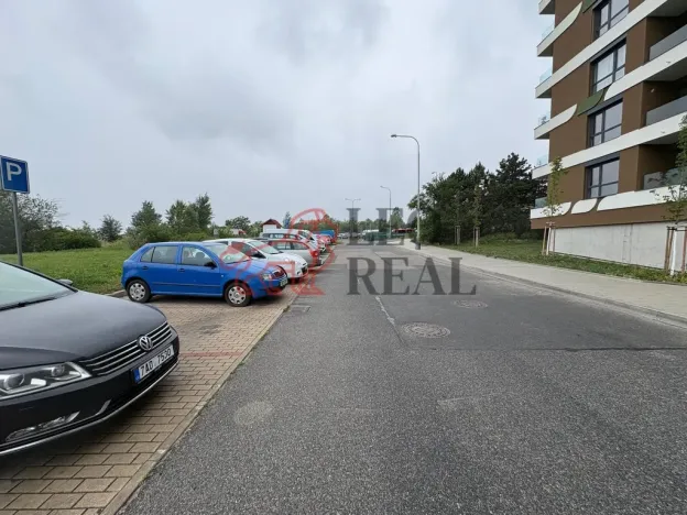 Pronájem bytu 2+kk, Praha - Černý Most, Arnošta Valenty, 41 m2