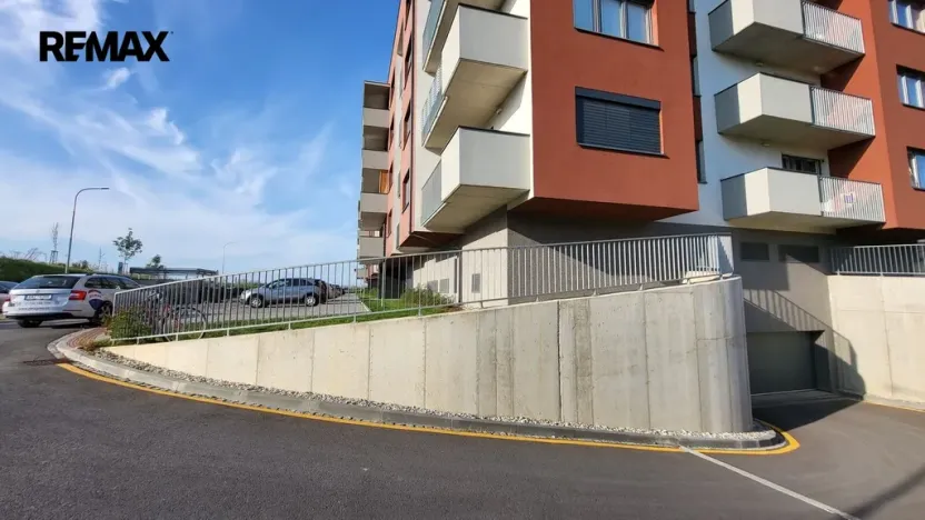 Prodej garážového stání, Olomouc - Řepčín, Aloise Rašína, 12 m2