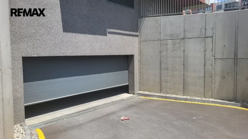 Prodej garážového stání, Olomouc - Řepčín, Aloise Rašína, 12 m2