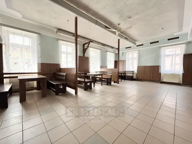 Pronájem obchodního prostoru, České Budějovice - České Budějovice 3, Lipenská, 292 m2