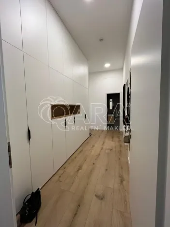 Pronájem bytu 2+kk, Ostrava - Moravská Ostrava, Křižíkova, 48 m2