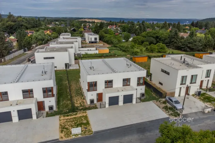 Pronájem rodinného domu, Ohrobec, Na širokém I, 171 m2